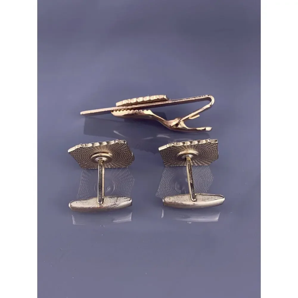 Delco Battery Black Gold Tone Cufflinks Tie Clip Bar Enamel Advertising Vintage